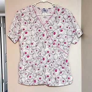 Scrubs & Beyond women's scrub top